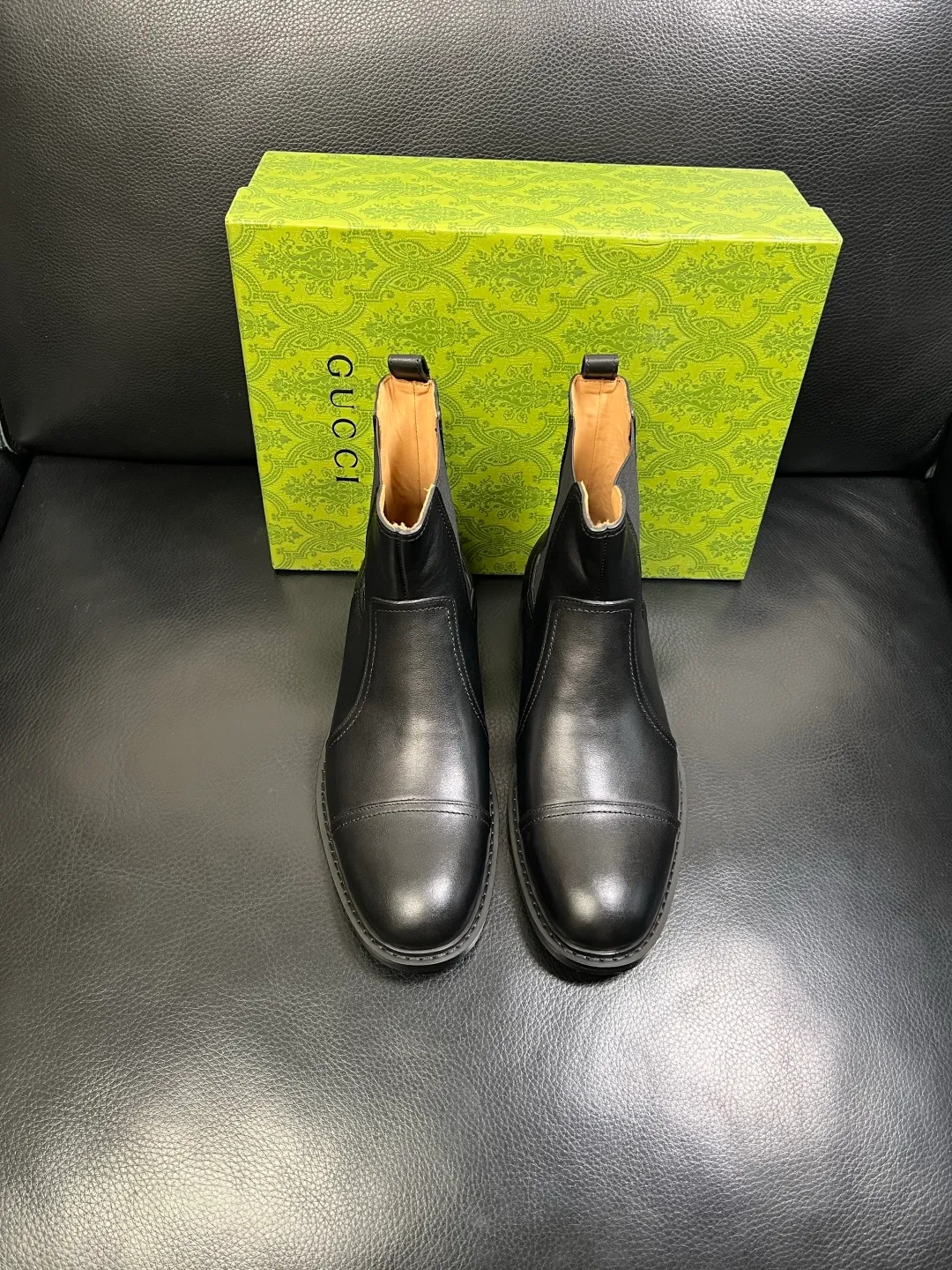 Men's shoes 💰900 Gucci High-quality top crafts Gucci Leather shoes and boots high-top series counter synchronization Original factory configuration, original cowhide imported from Italy, imported water-dyed cow lining, soles: original factory special supply original sole super comfortable, original factory and single goods High quality, welcome to compare and synchronization at the counter, code number 39-44 (customized 45)